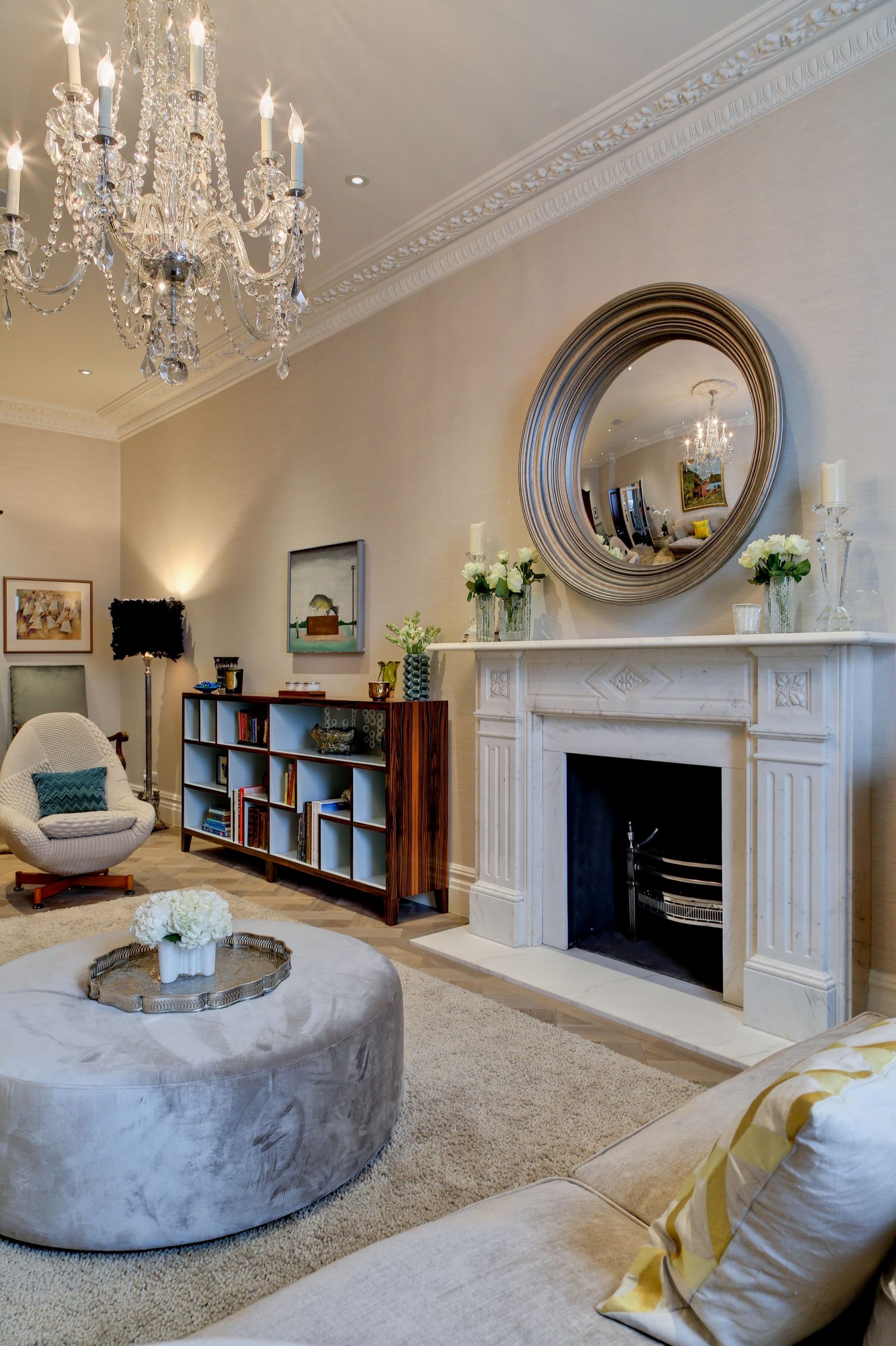 Style and Substance by Daniel Hopwood – living area. Posh interiors, Barnes