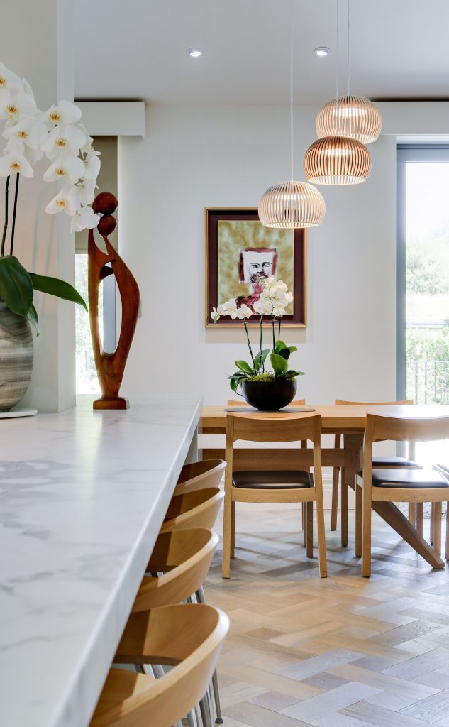 Style and Substance by Daniel Hopwood – casual dining area. Posh interiors, Barnes
