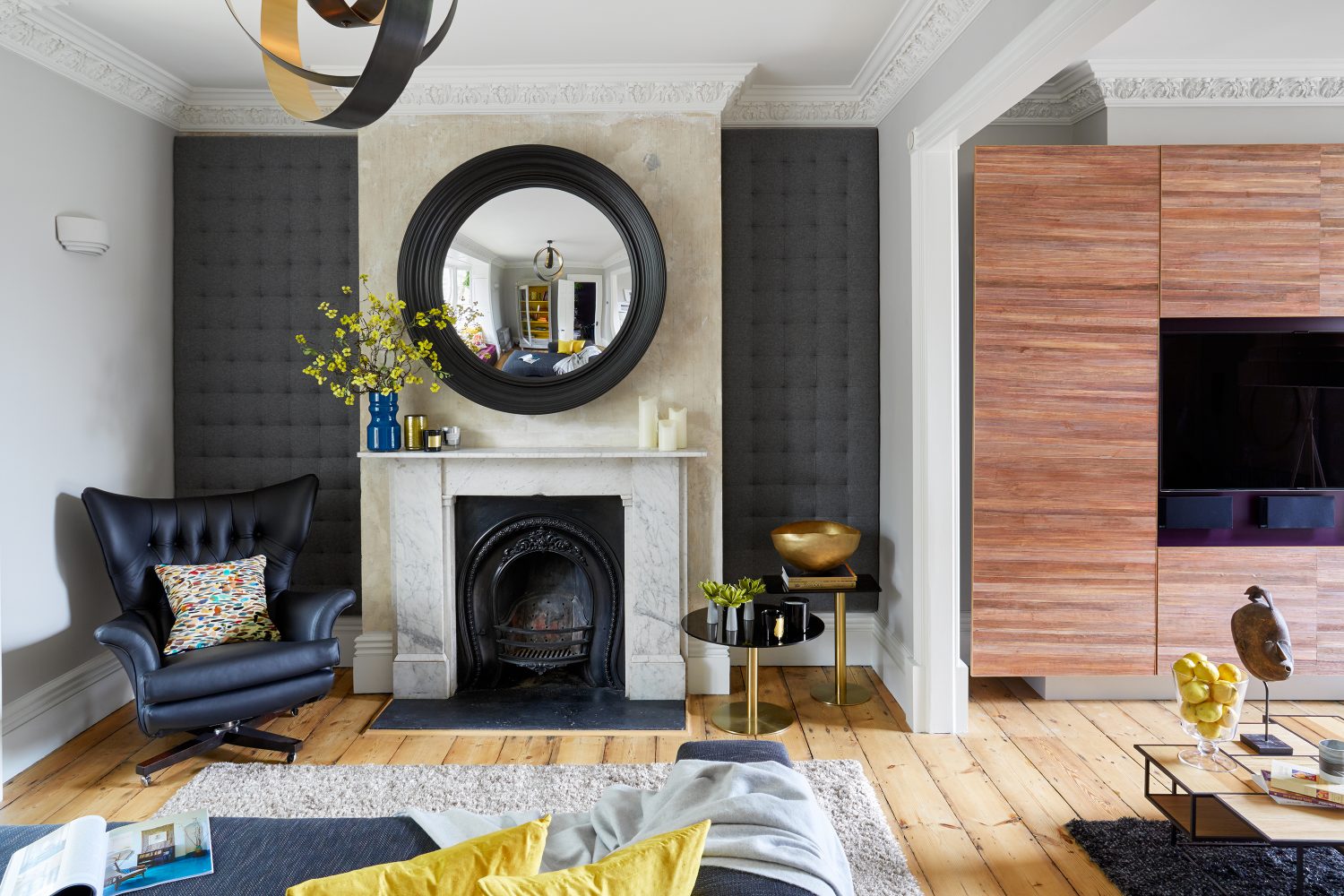 Happy House by Daniel Hopwood – padded alcoves to suppress sound. Eclectic design