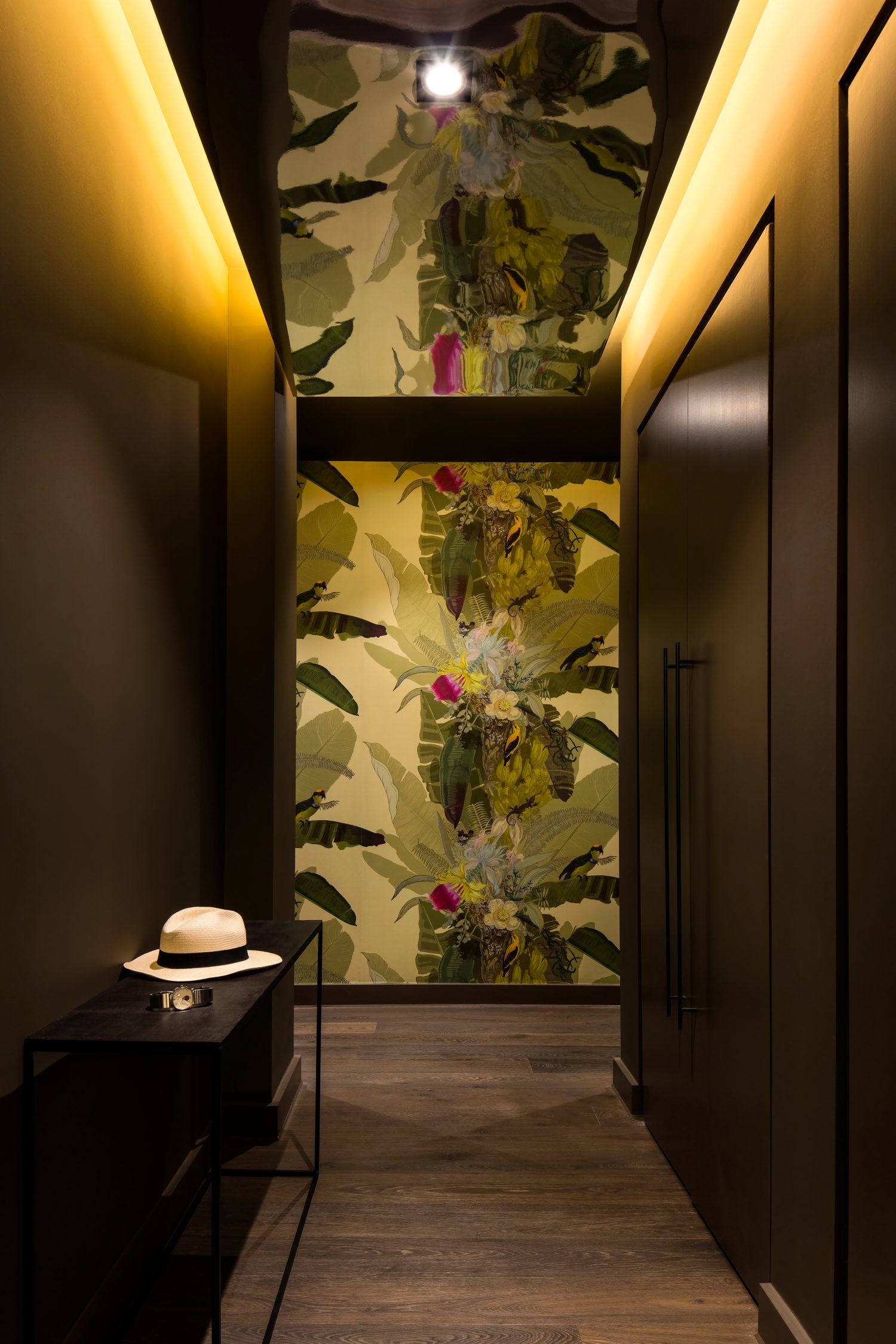 Complicity by Daniel Hopwood – jungle wallpaper, chocolate walls and floating mirrored ceiling. Indian interior design