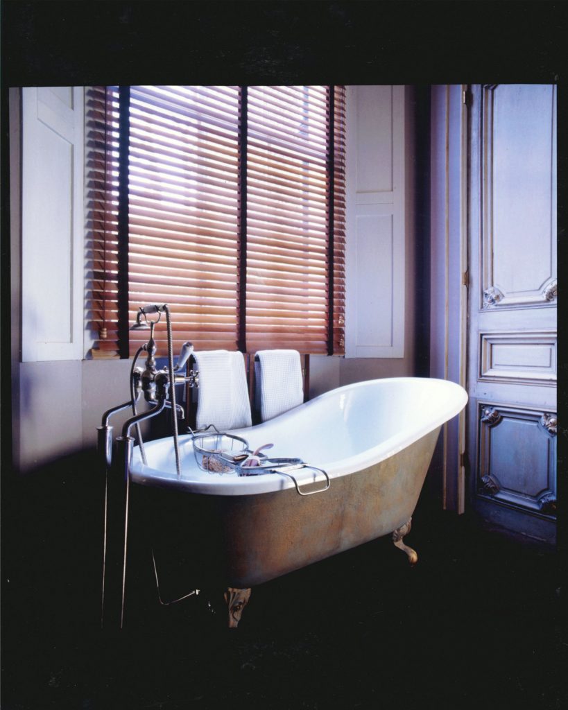 Early interior design projects – Daniel Hopwood – bedroom bath tub